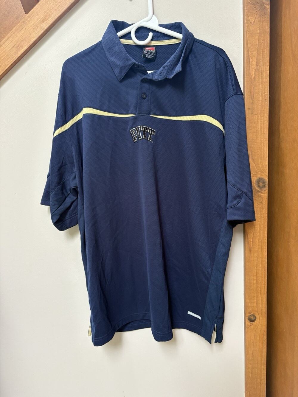 Nike Team Pitt Panthers Sphere Dry Polo Shirt Men’s XL Navy Gold NCAA Football